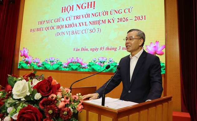 Tổng Kiểm toán nhà nước Ngô Văn Tuấn tiếp xúc cử tri tại đặc khu Vân Đồn, Quảng Ninh